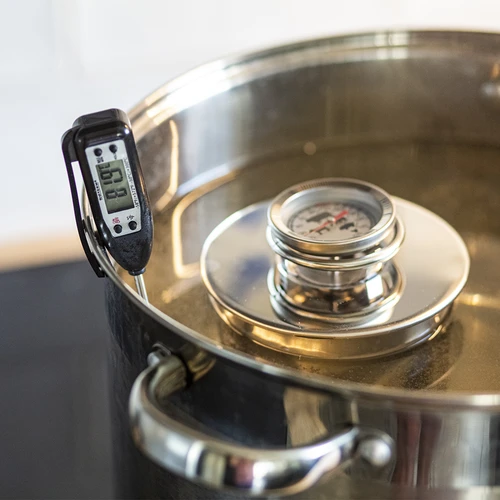 Elektronski kuhinjski termometer (-50 °C do +300 °C) z zaščitnim etuijem, črn - 3