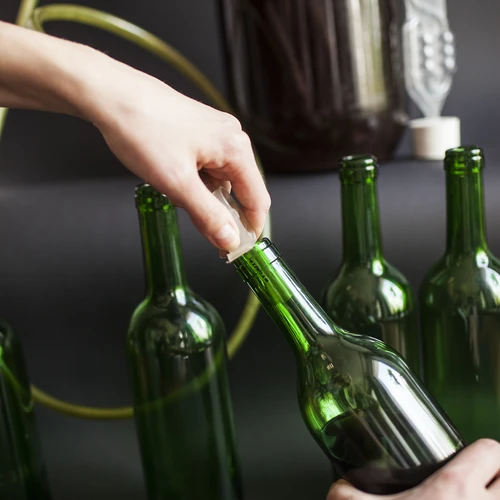 Steklenica za vino 0,75 L zelena - paket 8 kos. - 10