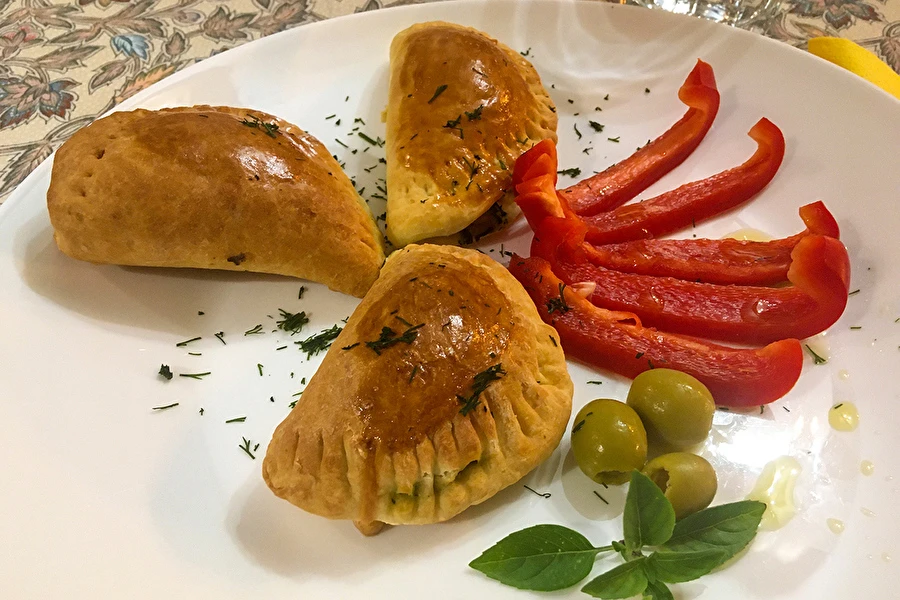 Pečeni pierogi s špinačo